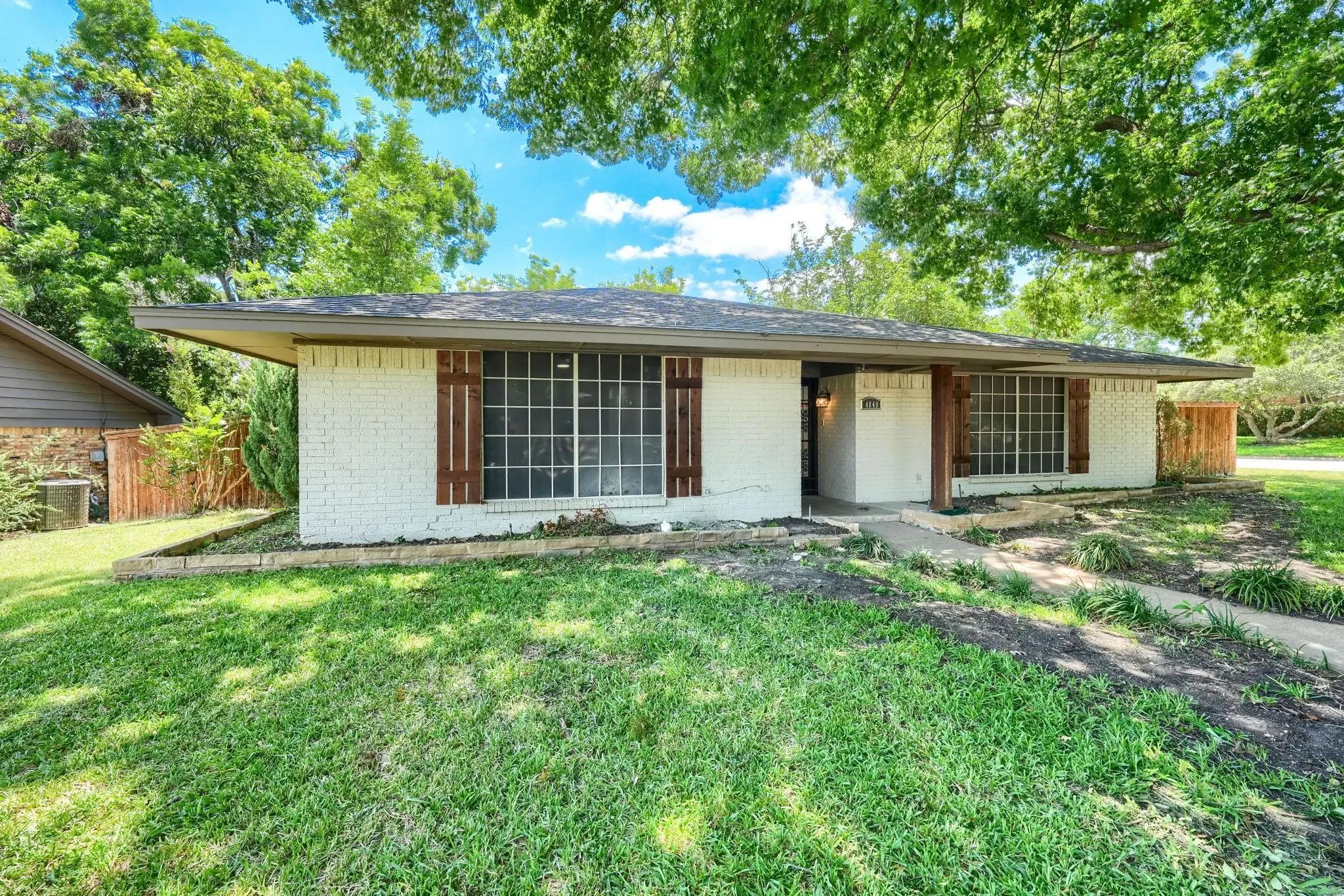 Photo of Listing #21403061
