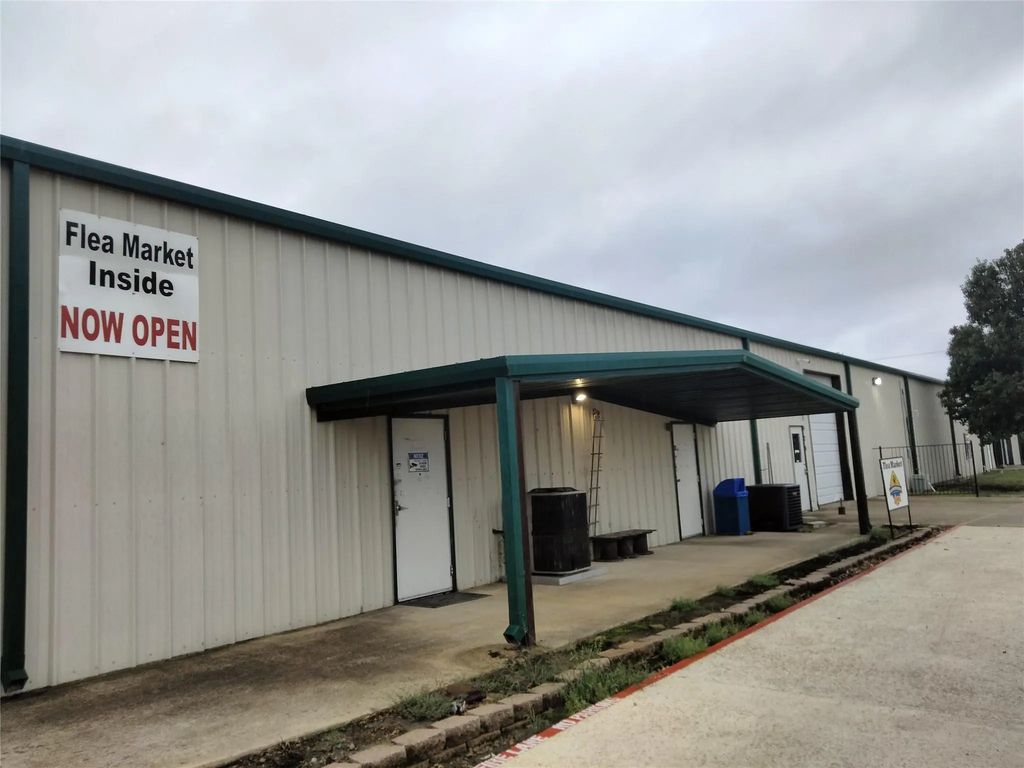 10424 County Road 1099, Princeton