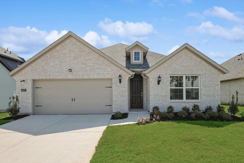 1308 Lavinola Lane, Anna