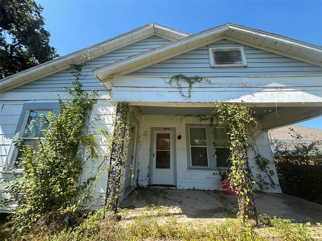 1707 Solo Street, Houston