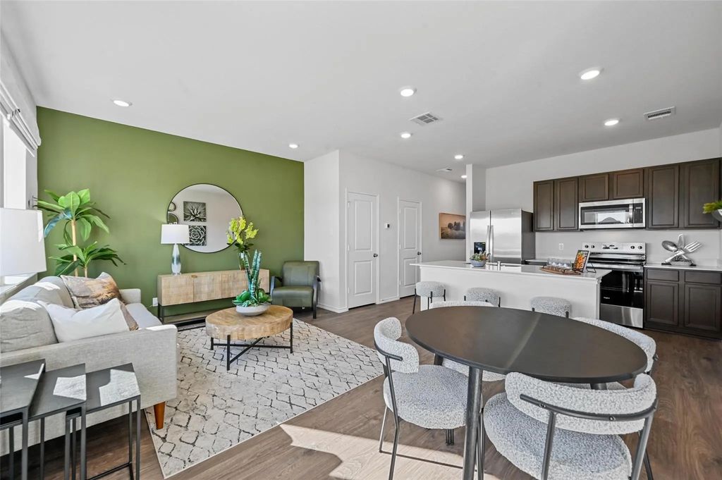 204 Tall Cedar Way, Princeton