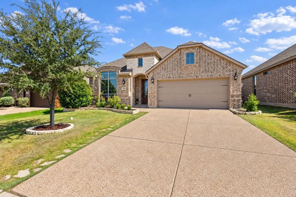 3005 Flint Rock Drive, Forney