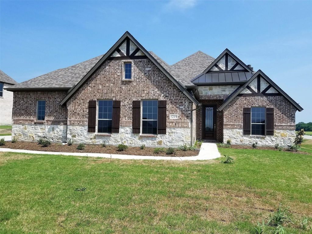 397 Willie's Court, Whitesboro