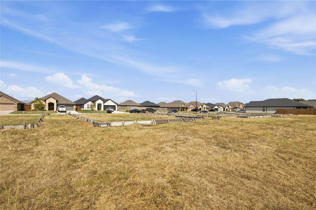 805 Greyson Lane, Greenville