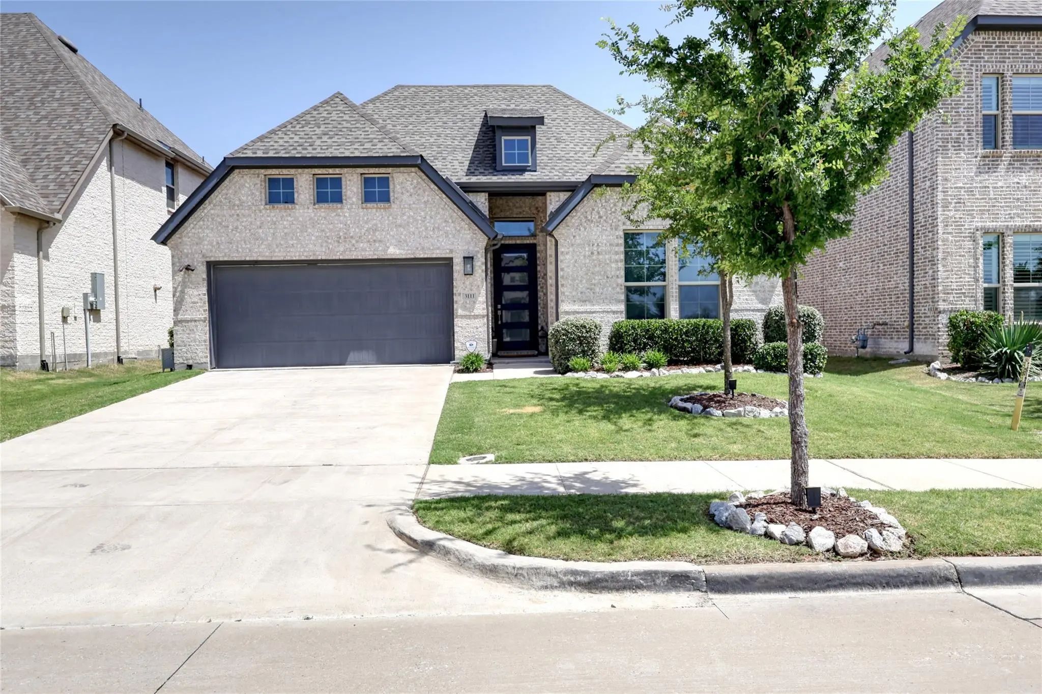 Photo of Listing #21403264
