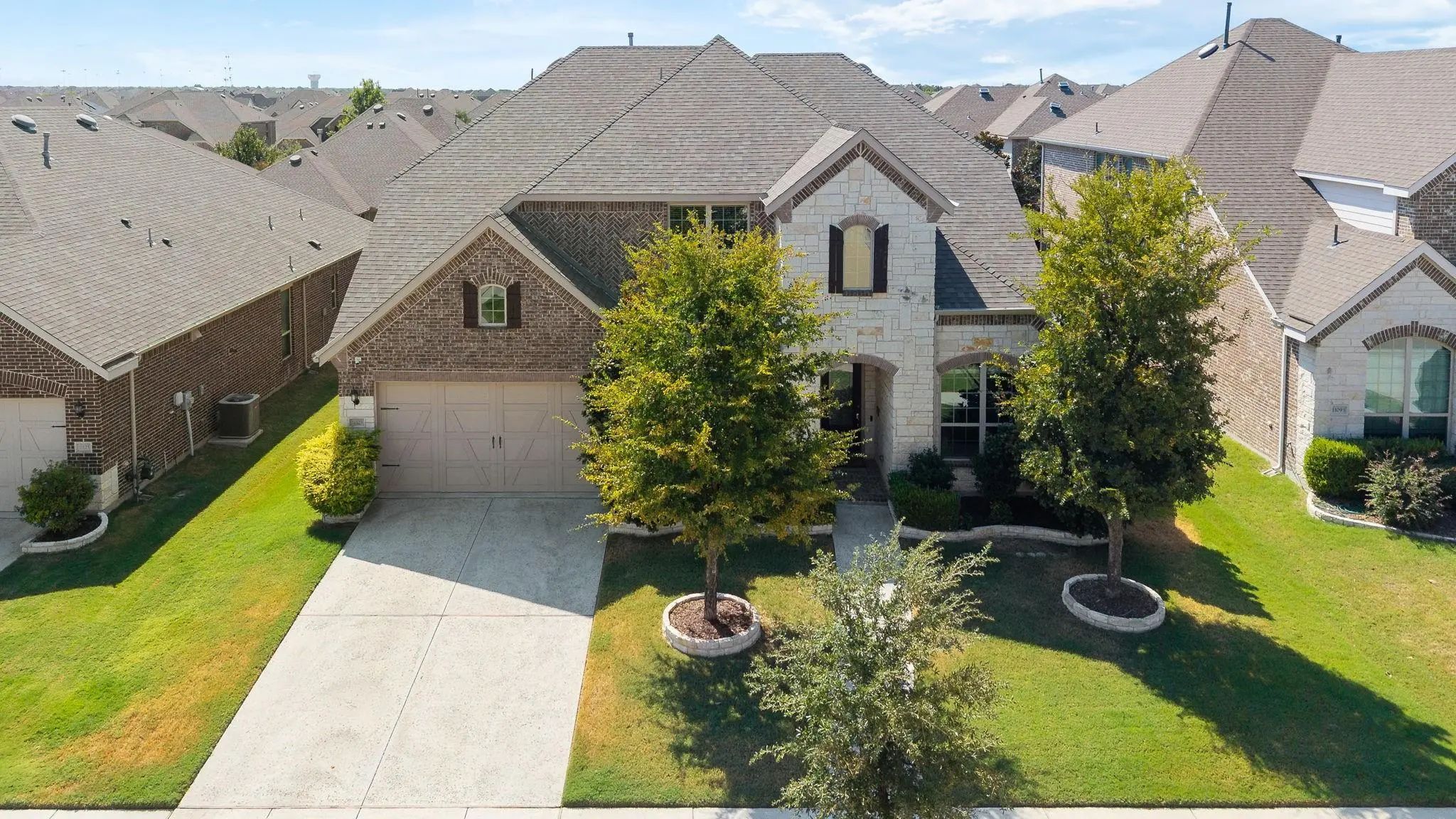 Photo of Listing #21403289