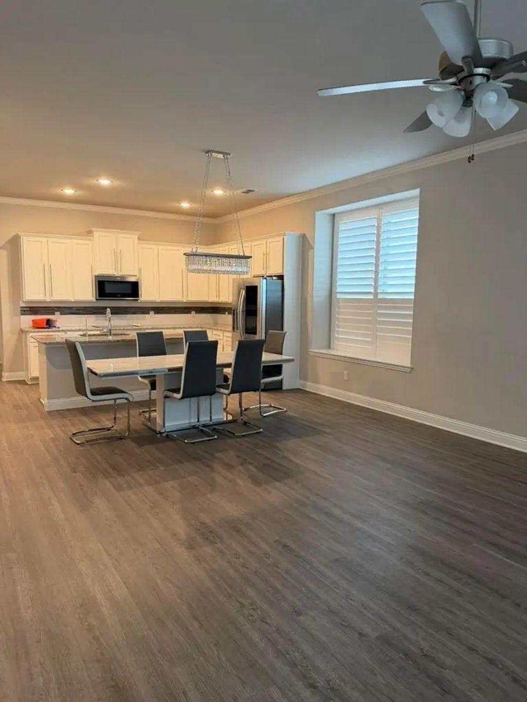 303 Miramar Avenue, Melissa