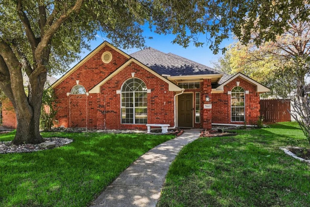 7641 King Arthur Road, Frisco