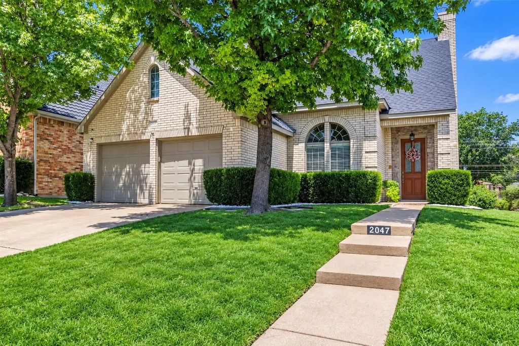 2047 Chevella Drive, Dallas