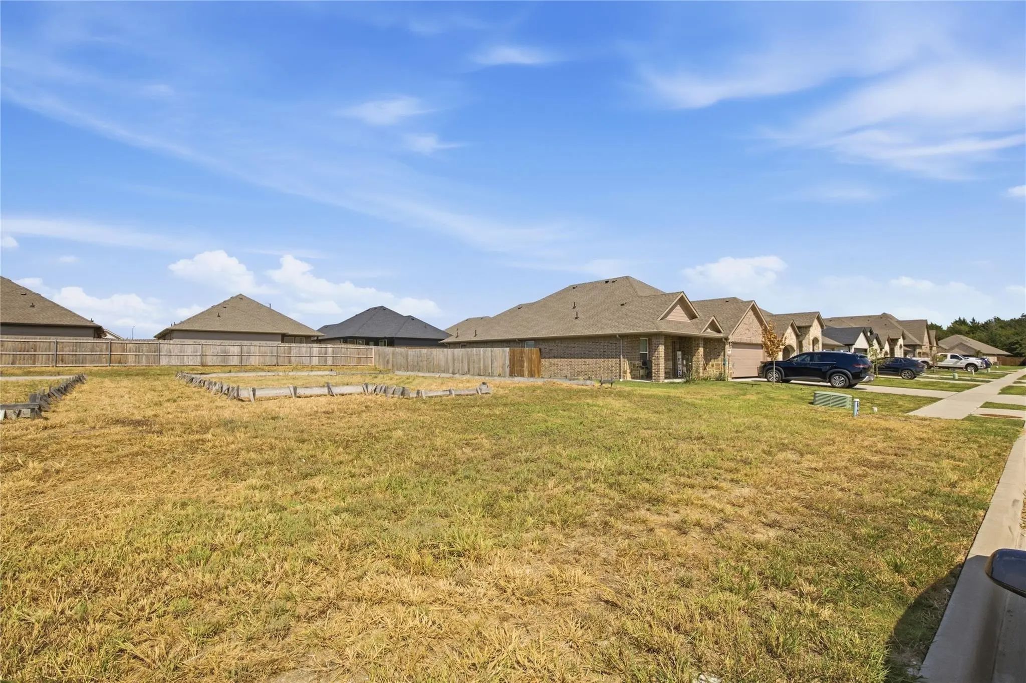 Photo of Listing #21403616