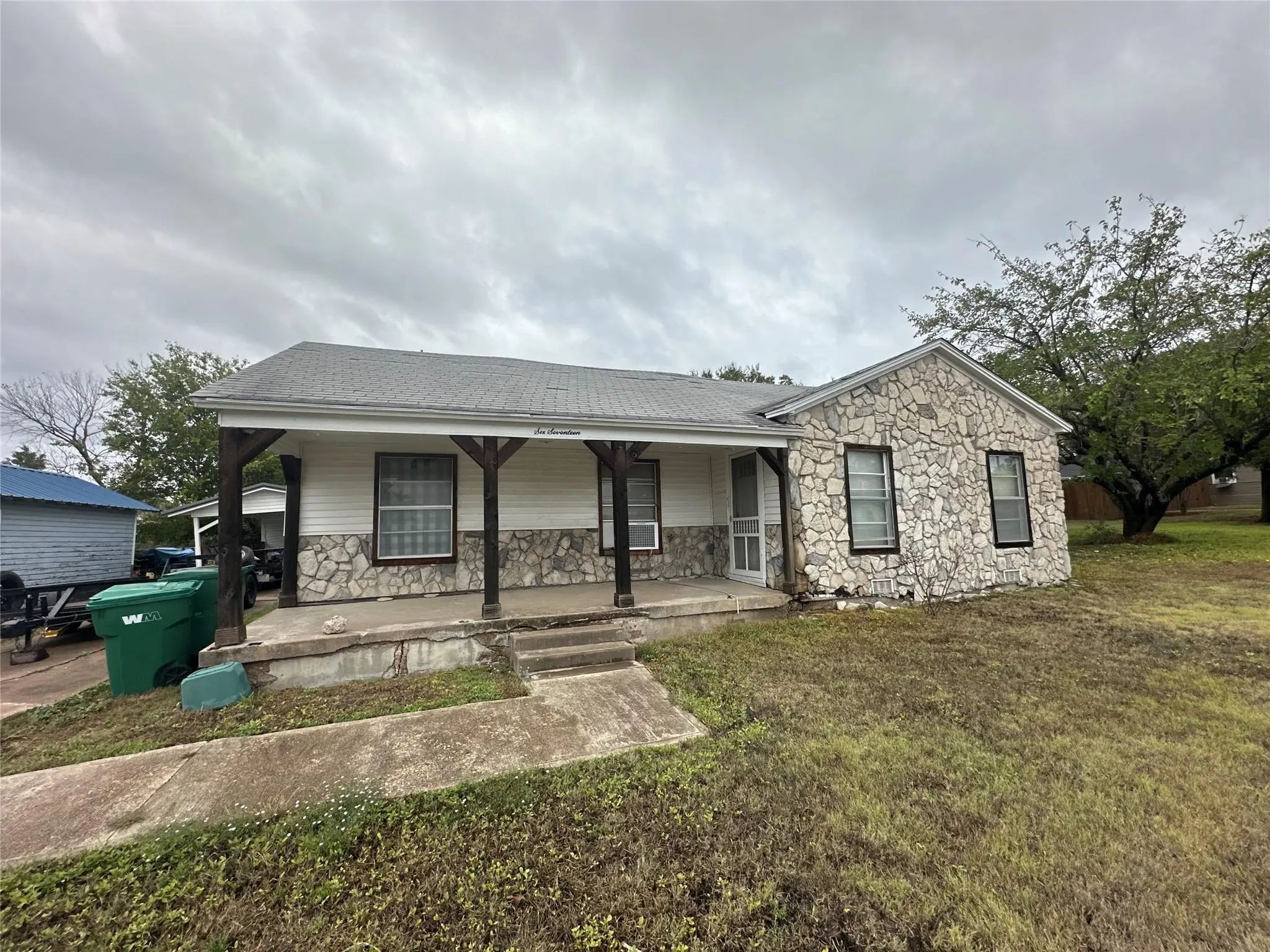 Photo of Listing #21403621