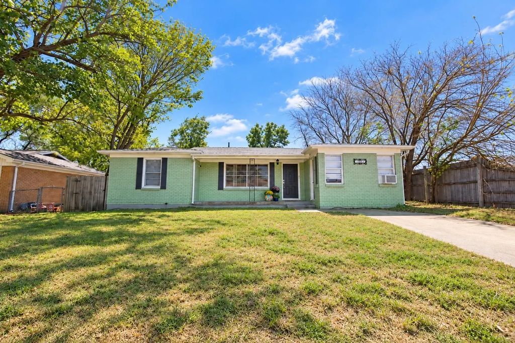 7849 Terry Street, White Settlement