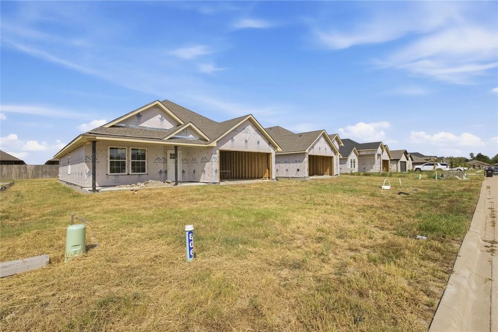806 Moseley Lane, Greenville