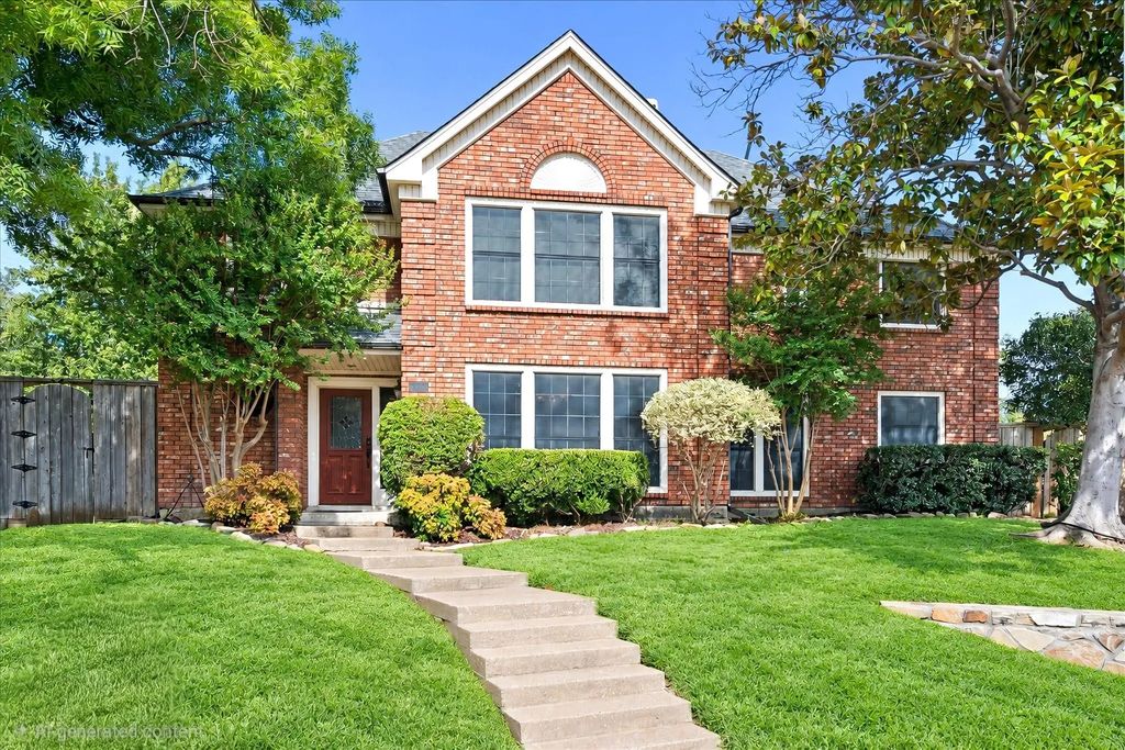 1211 Laguna Place, Carrollton