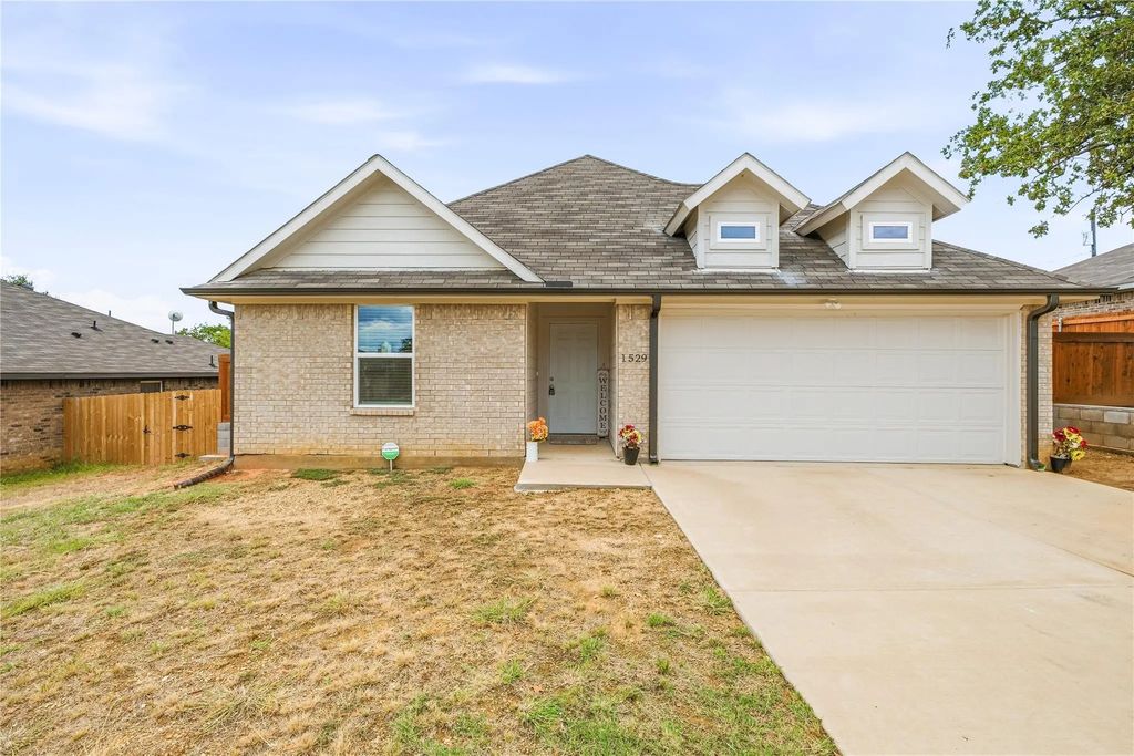 1529 Jacqueline Lane, Graham