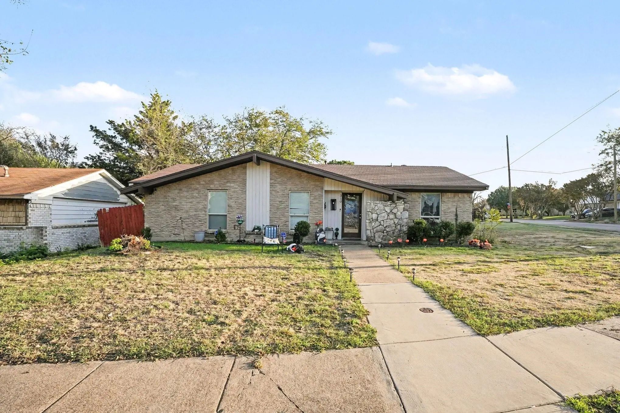 Photo of Listing #21403821