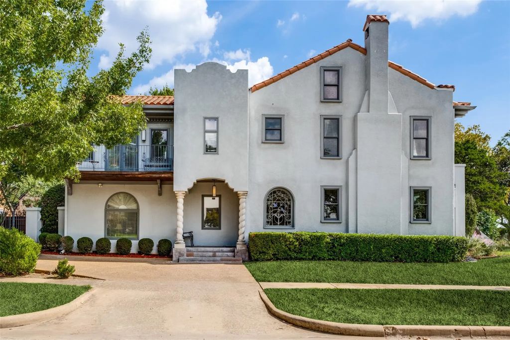 6703 Country Club Circle, Dallas