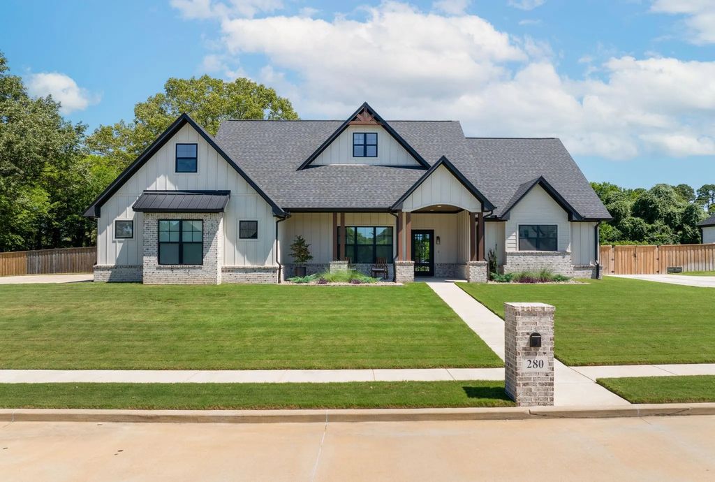280 White-n-gail, Bullard