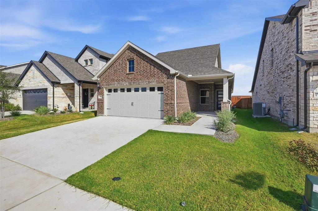1701 Arches Road, Anna