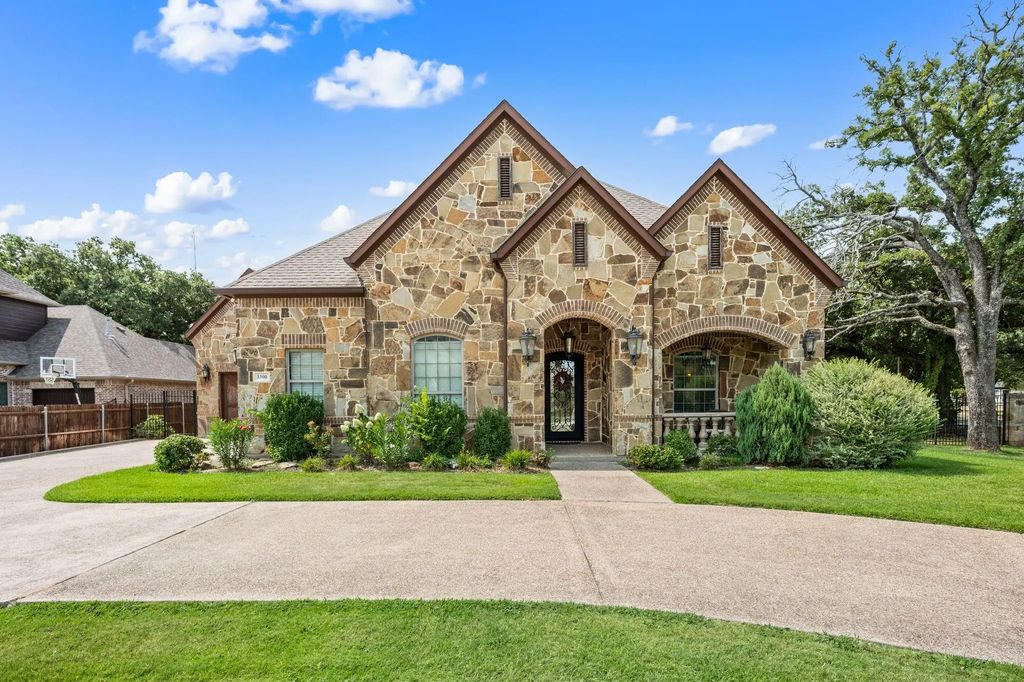 3300 Alexandria Court, Grapevine