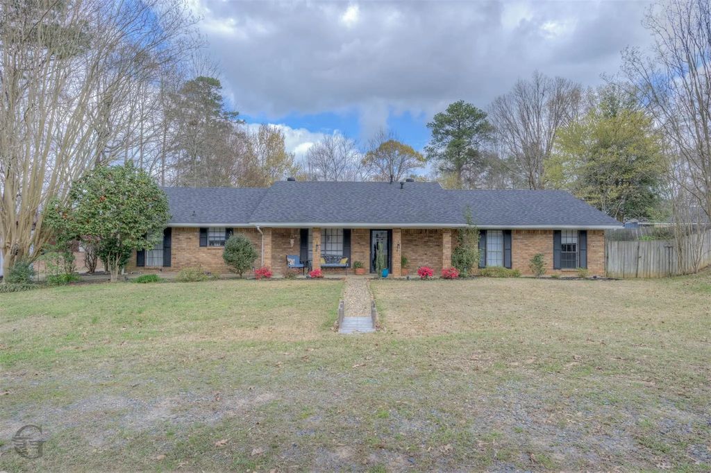 306 S Tanglewood Drive, Minden