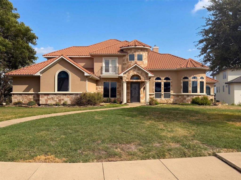 1119 Mallard Pointe Drive, Grand Prairie
