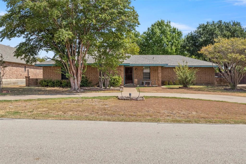 500 Sunflower Street, Red Oak