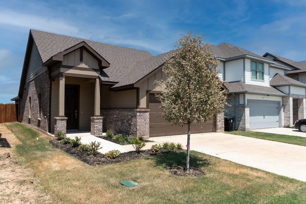 572 Ruthye Lane, Pilot Point