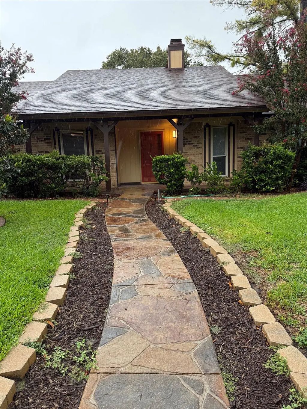 306 Timberleaf Drive, Grand Prairie
