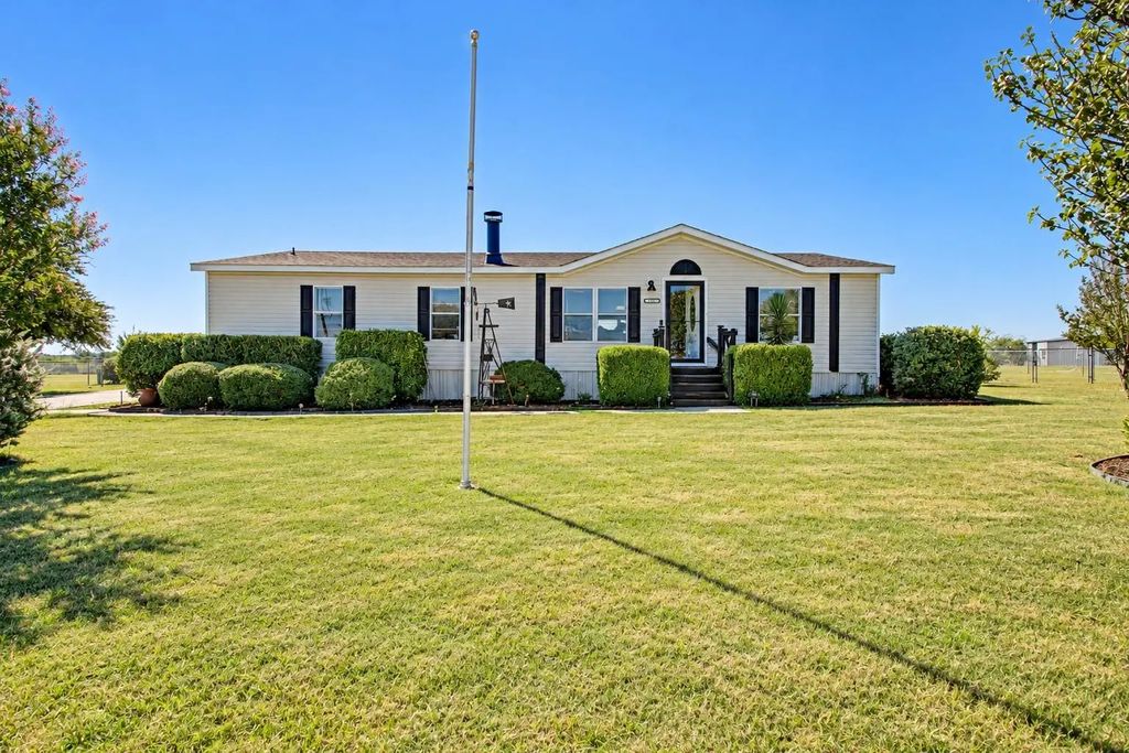 6305 Friesian Drive, Godley
