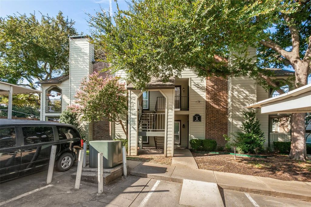 5981 Arapaho Road 103, Dallas
