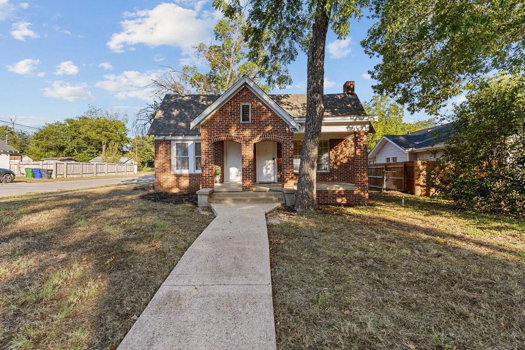 3327 Morrow Avenue, Waco