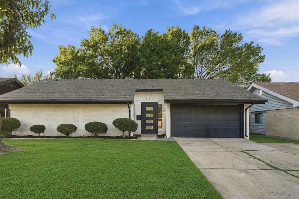 433 Rollingridge Lane, Garland