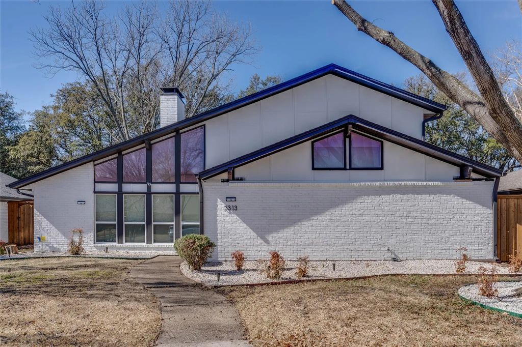 3313 Carriage Lane, Plano