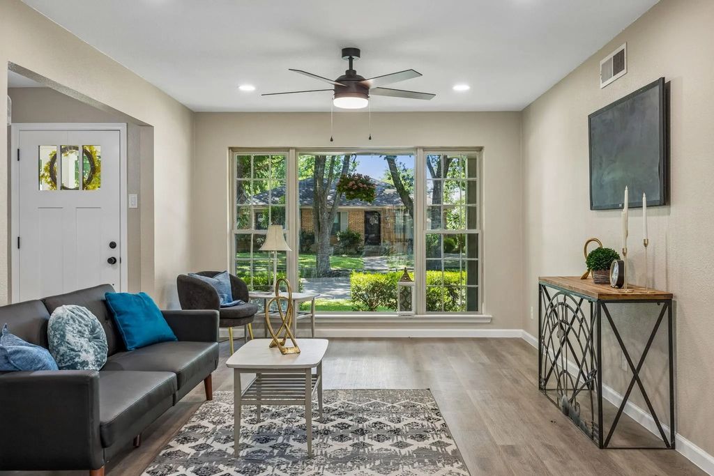 1725 Bardfield Avenue, Garland