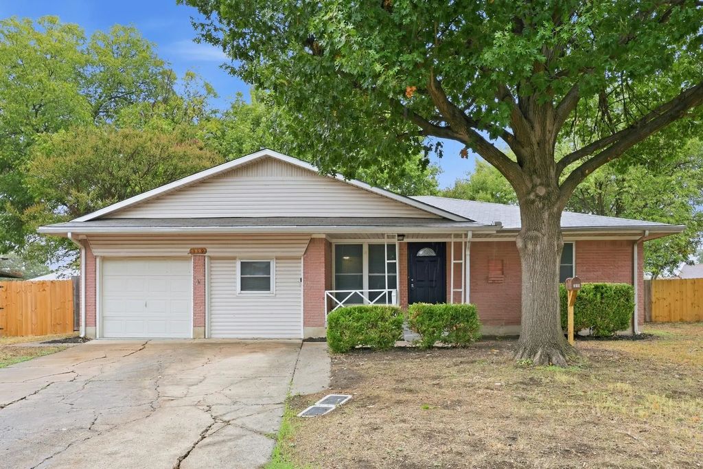 319 Royal Avenue, Duncanville