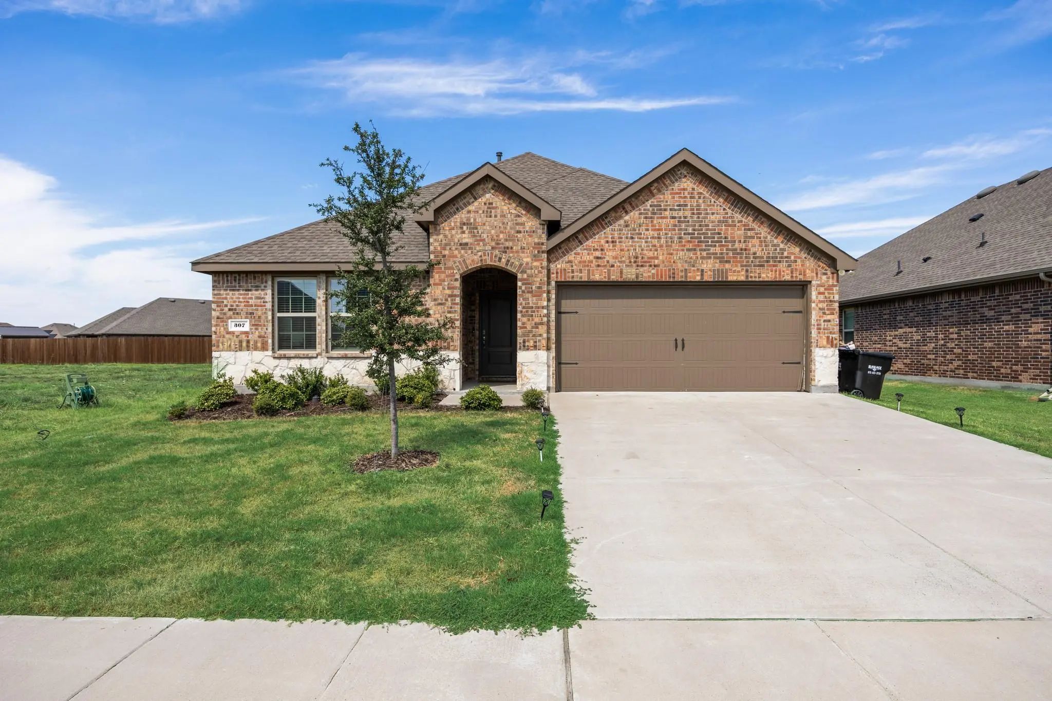 Photo of Listing #21404924