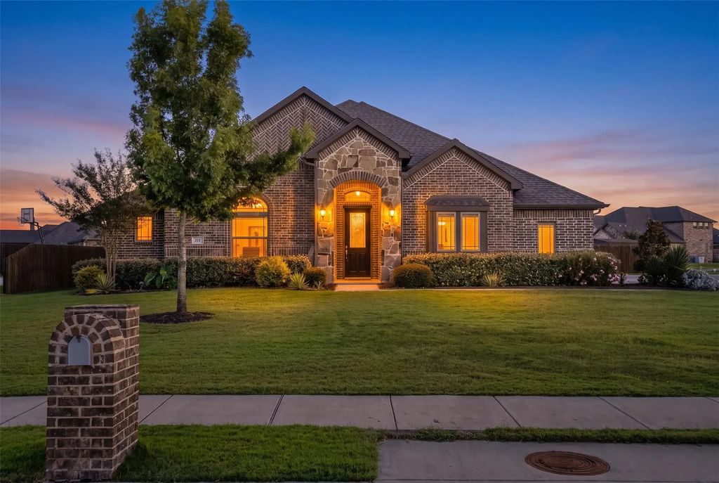 177 Hackney Street, Waxahachie