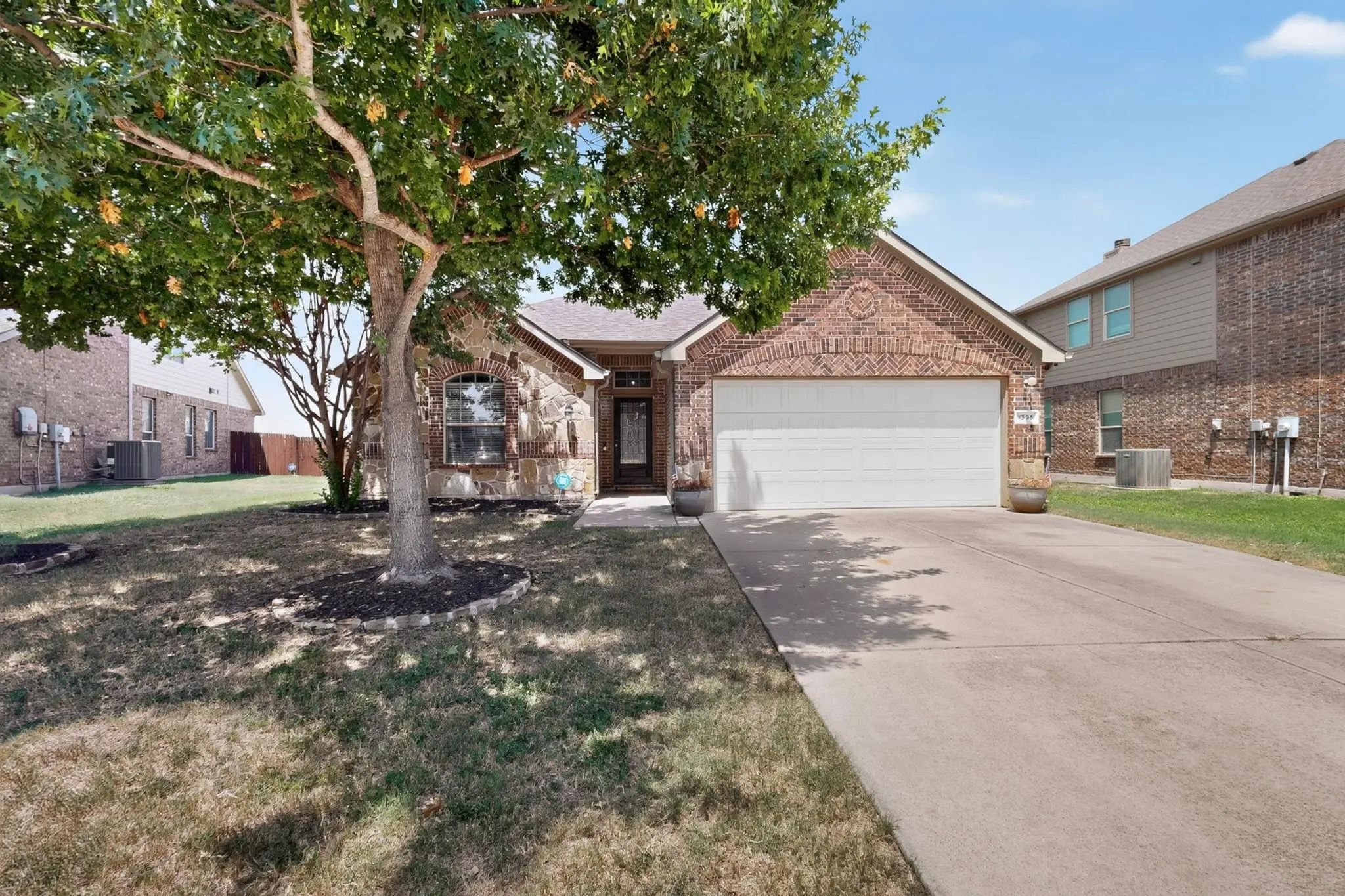 Photo of Listing #21405119