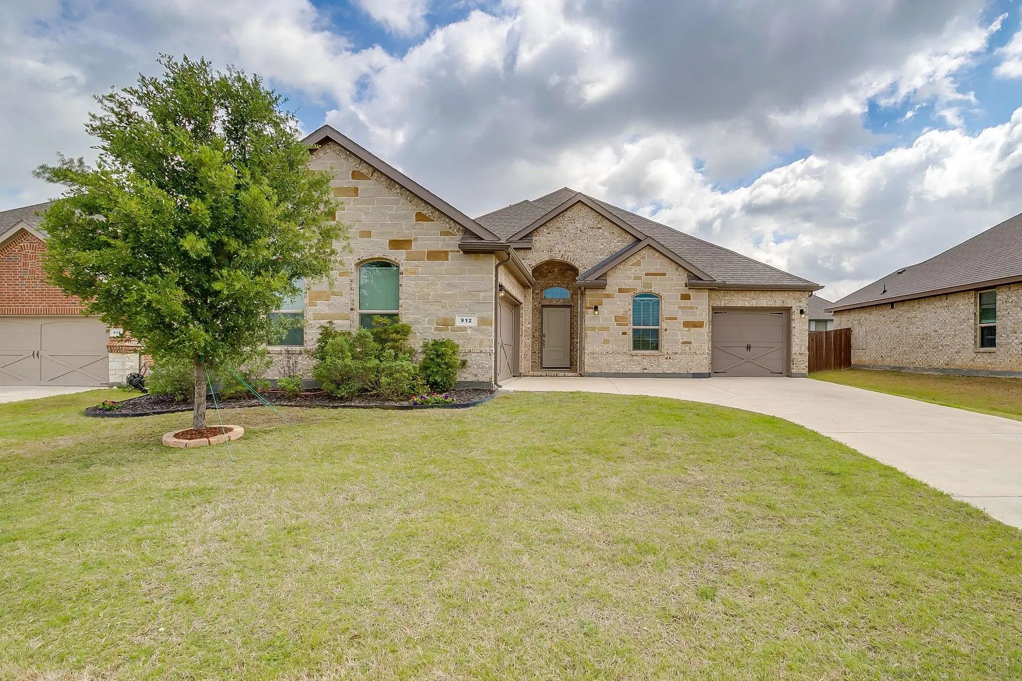 Photo of Listing #21405214