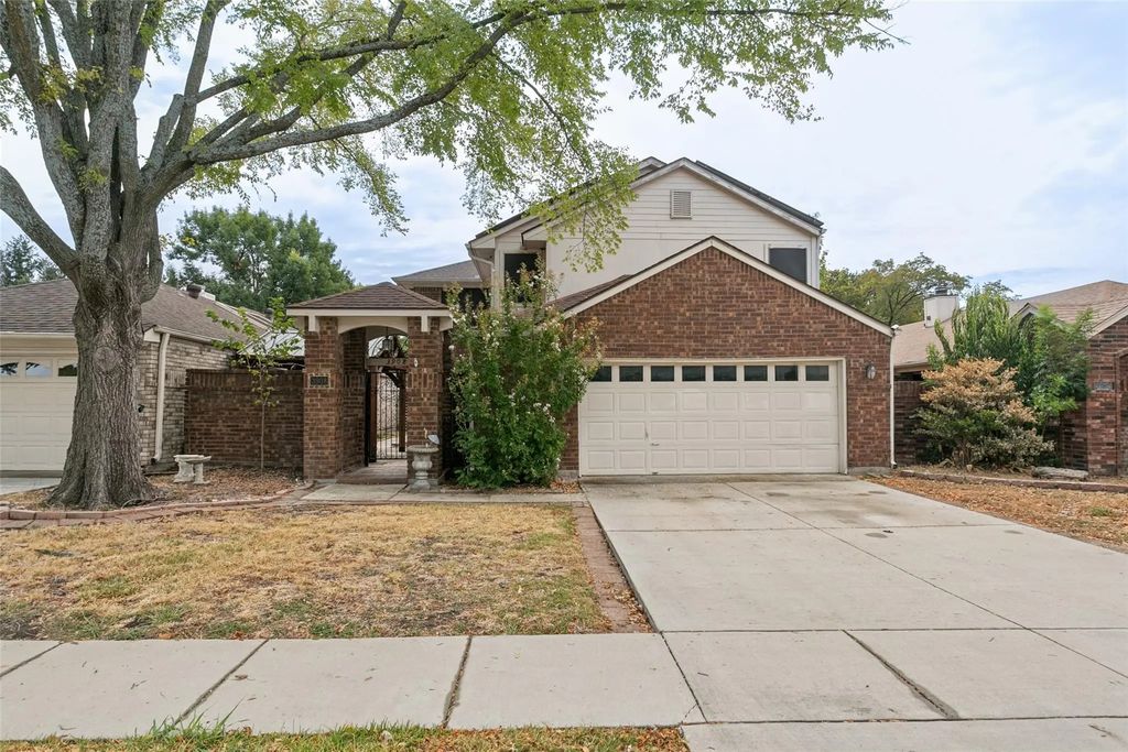 3908 Denham Way, Plano
