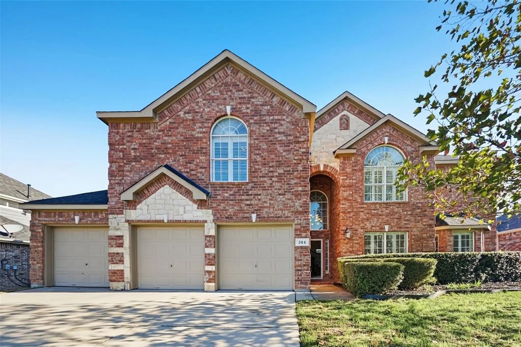 304 Palomino Lane, Celina