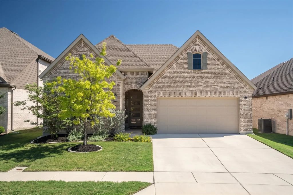 1373 Silverthorn Trail, Justin