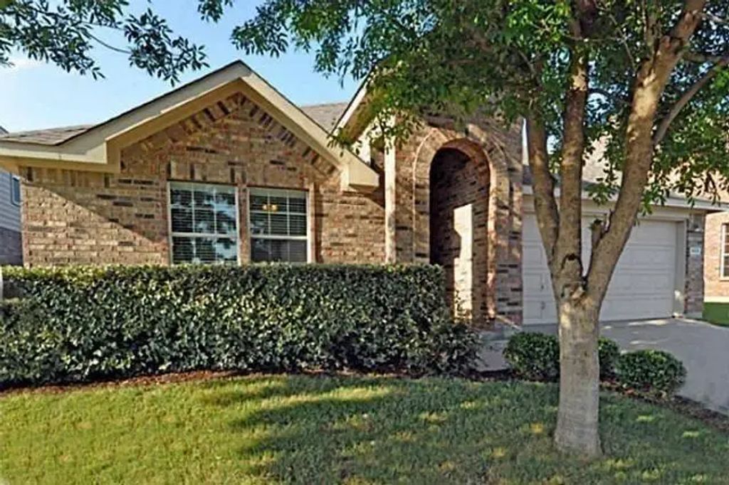 503 Dartmoor Drive, Celina