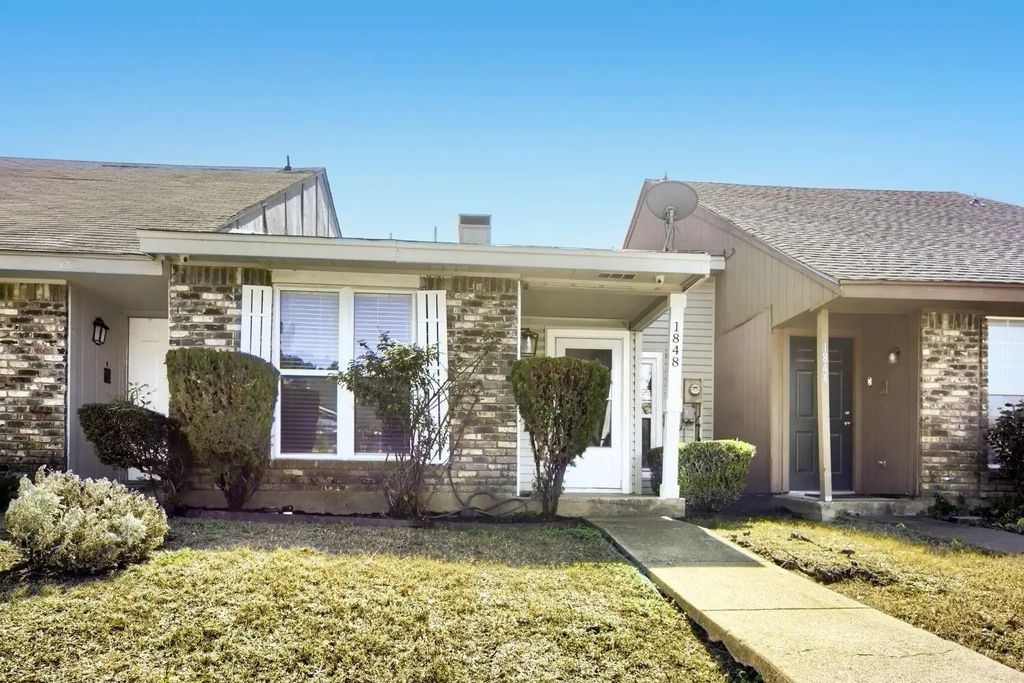 1848 Abshire Lane, Dallas