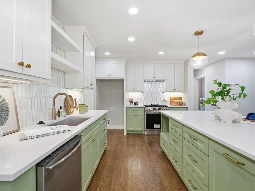 4016 Locke Avenue, Fort Worth