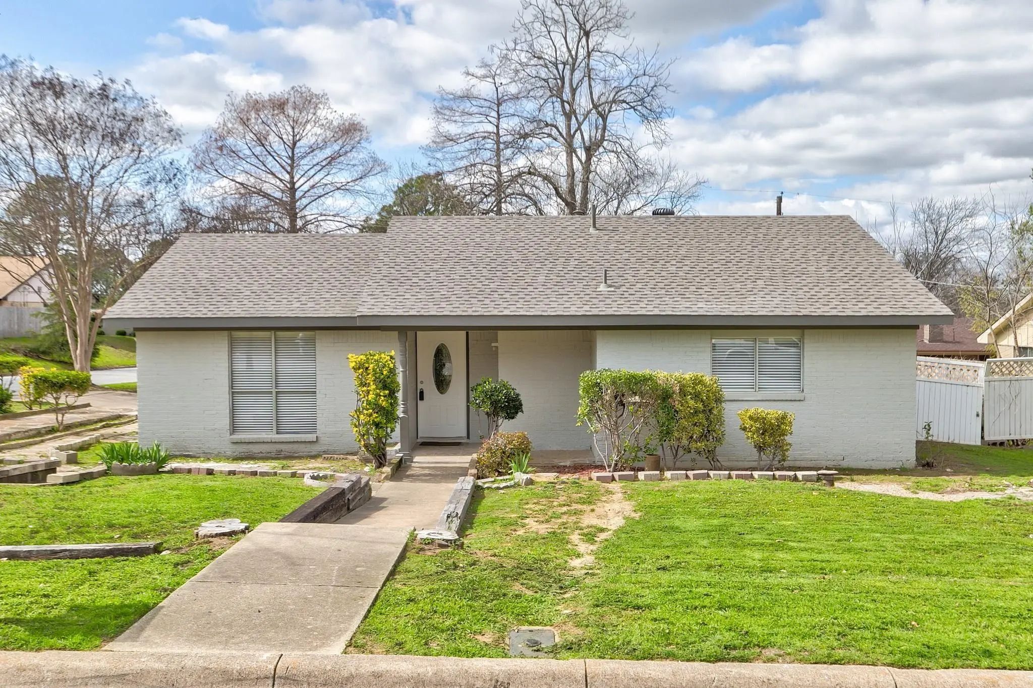 Photo of Listing #21405716