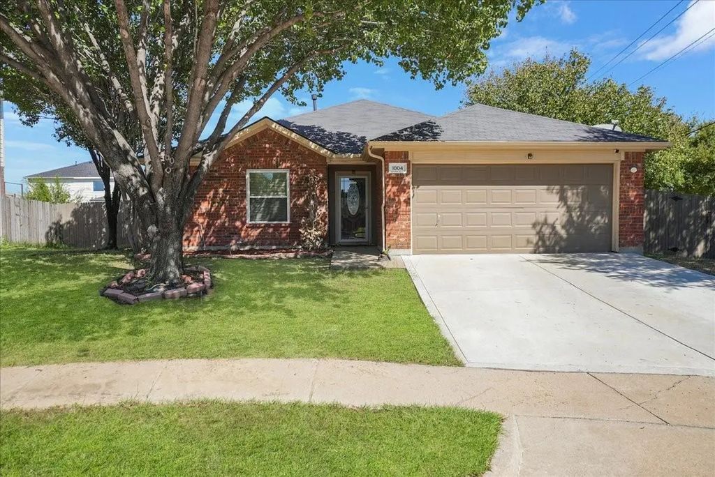 1004 Cedarbrook Circle, Grand Prairie