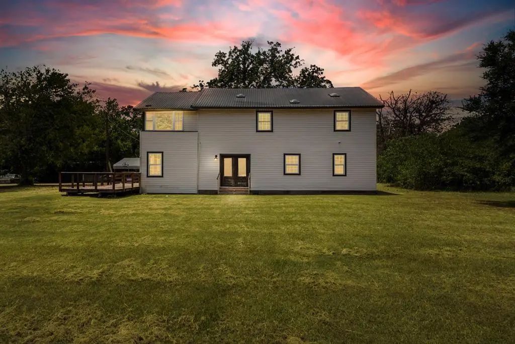 14847 N 3rd Street, Scurry