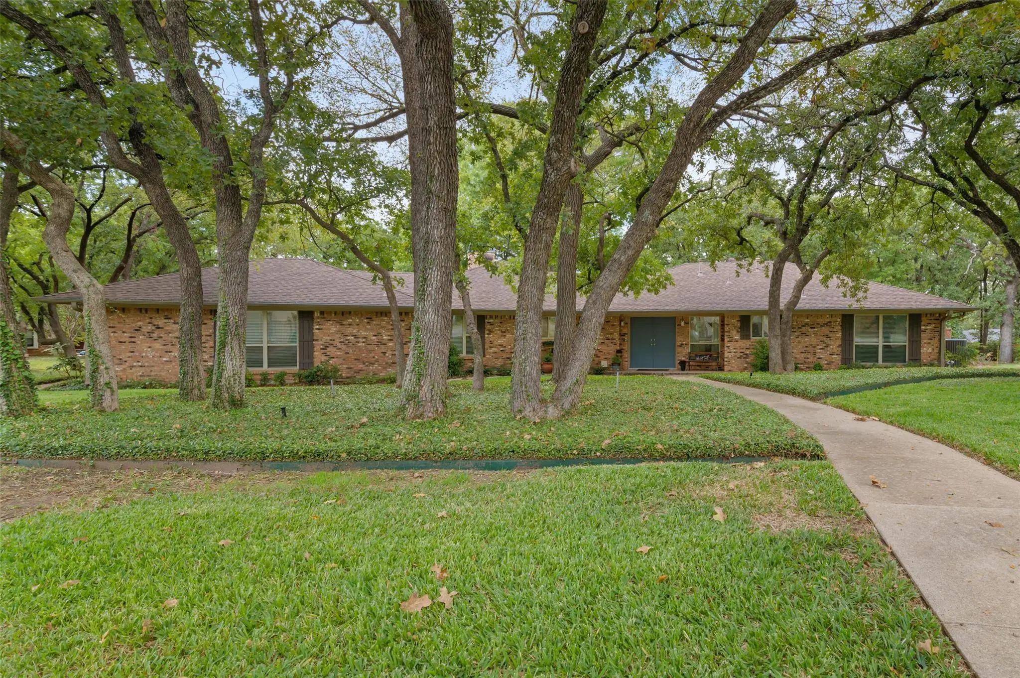 Photo of Listing #21405782